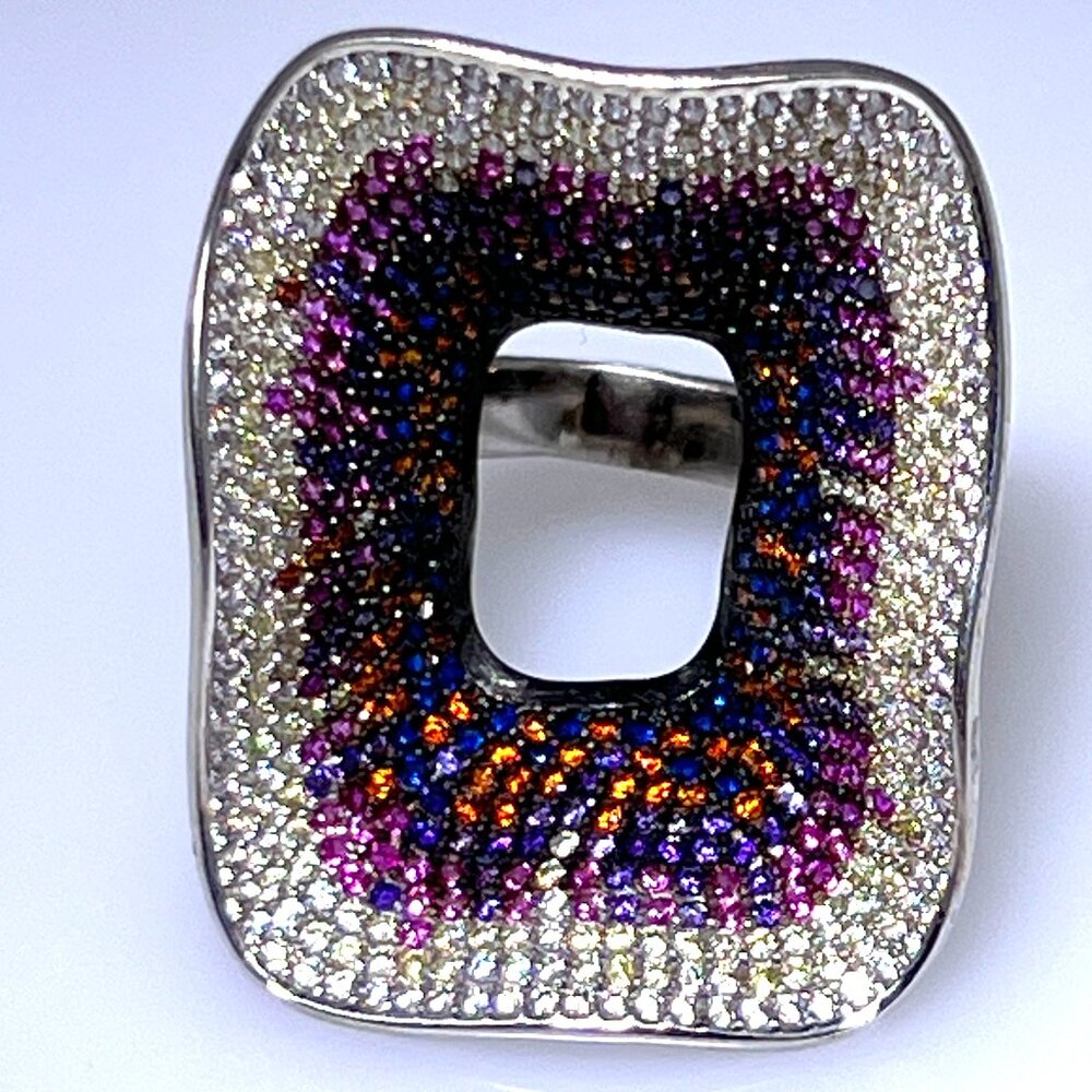 Unusual modern style sterling silver ring, micro set crystals, NWOT, sz: 6.25